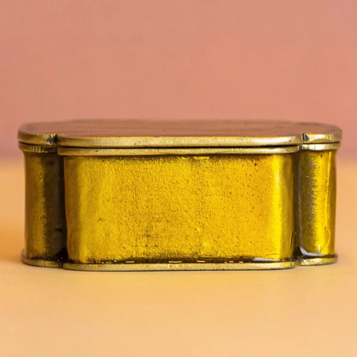 Caixa Metal Amarelo e Dourado 2,50 x 4,50 x 6,50cm