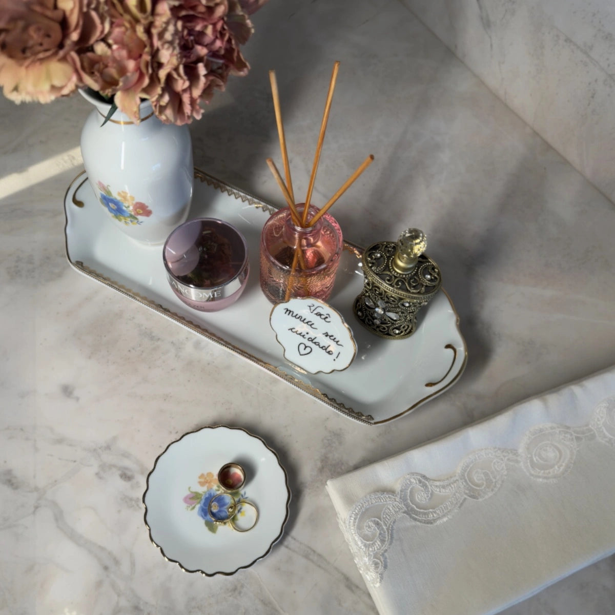Joia do Dia Porcelana Estampada Filete Ouro 10cm