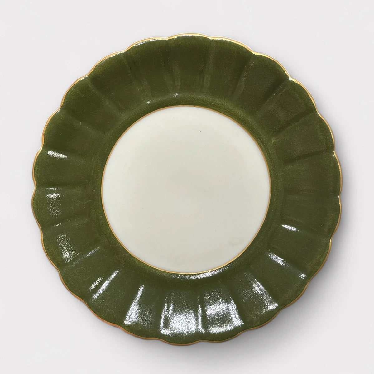 Prato Porcelana Verde Escuro Filete Ouro 19,50 x 2cm